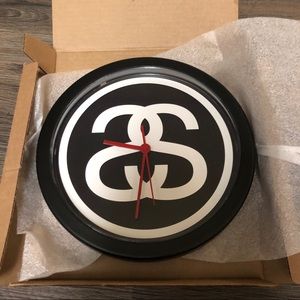Stüssy clock